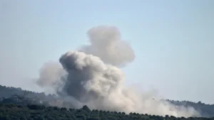Israel Strikes Houthi Targets in Yemen, Vows Heavy Retaliation After Missiles Fired at Tel Aviv