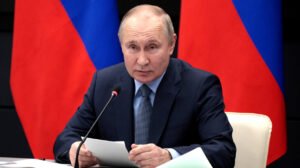 Putin Boasts War in Ukraine Has Made Russia Stronger, Stands Firm on Crimea and Negotiations