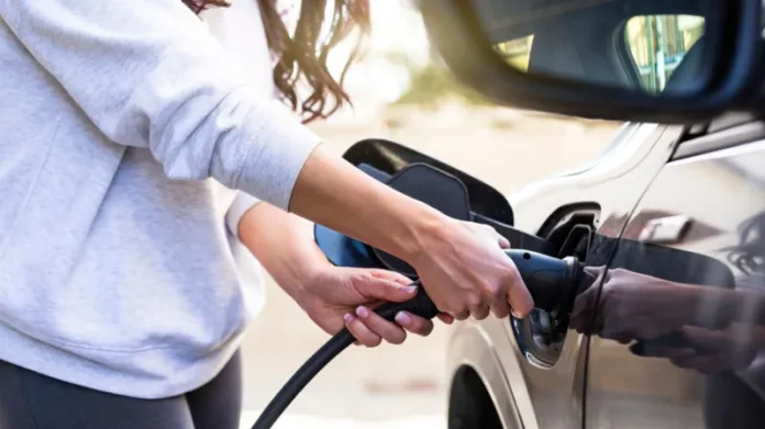 UK Moves Forward with 2030 Petrol and Diesel Ban: Automotive Industry Weighs In