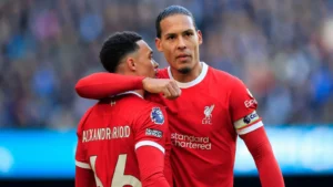 Van Dijk Defends Alexander-Arnold After Man Utd Mistake