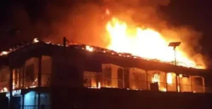 Fire Engulfs One-Storey Building in Lagos