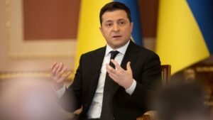 Zelensky Accuses US of Trying to "Please" Putin, Warns Against Weak Peace Deals Favoring Russia