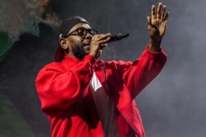 Kendrick Lamar breaks Spotify record following Super Bowl showKendrick Lamar breaks Spotify record following Super Bowl show