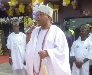 Suspended Ogun Monarch Arraigned for Assaulting 73-Year-Old Man, Granted Bail Amid Public Outrage