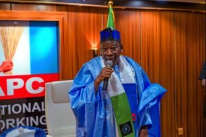 Guber Poll: Ganduje Urges Anambra Billionaires Not to Use Money to Disrupt APC