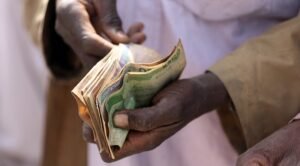 Naira Drops to ₦1,585 Per Dollar in Parallel Market as Forex Pressure Mounts